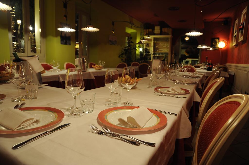 Alessi Appartamenti Desenzano del Garda Kültér fotó